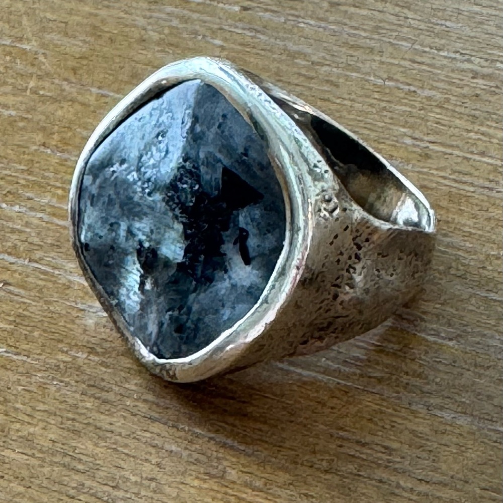 Retired Silpada 'Stormy Nights' Black Felspar Sterling Silver Ring R1875 Size 8